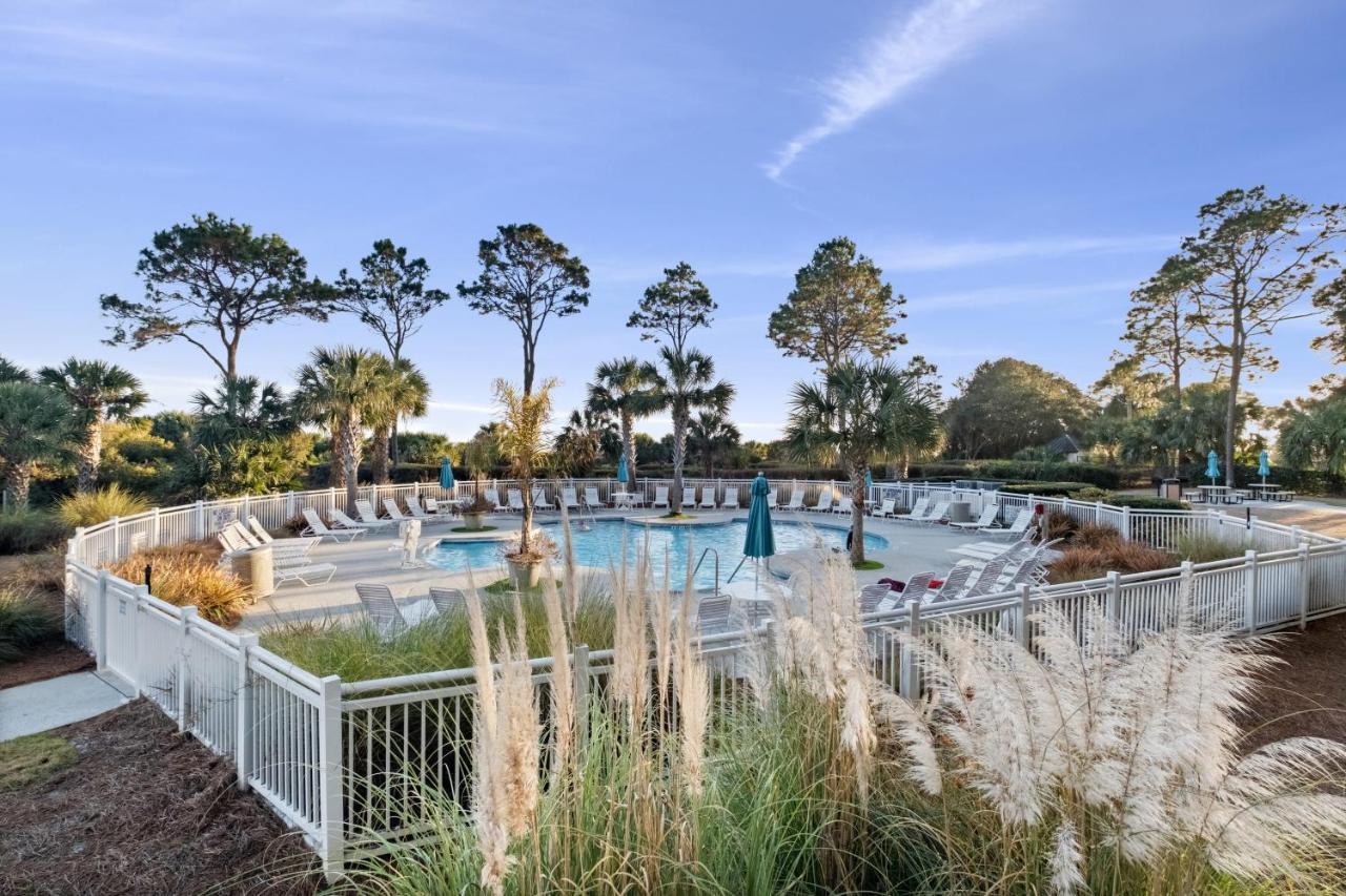 Ocean Dunes Villas #111, Beach Condo In Coligny Beach, 43 S Forest Beach Dr, Hilton Head Sc, Oceanfront Condo, Heated Pool, By Vacation Rental Hhi Hilton Head Island Kültér fotó